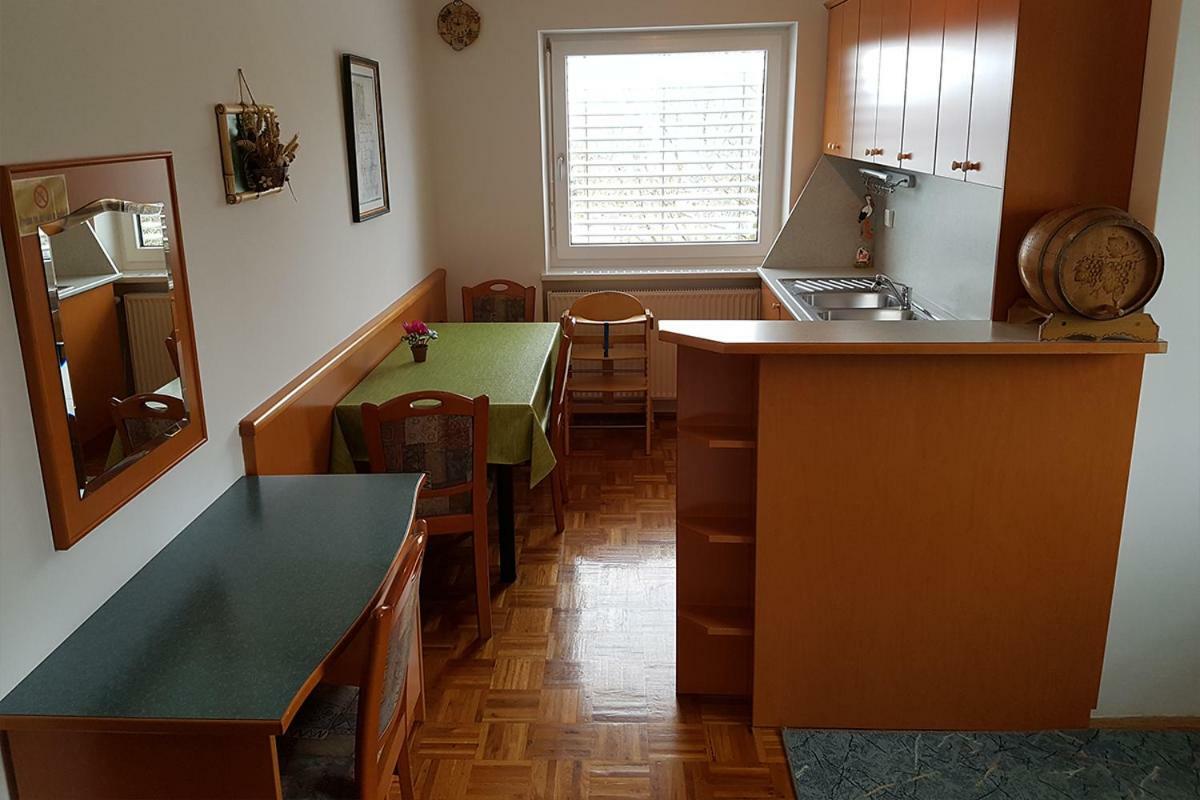 Apartmaji Tisa 摩拉瓦托普利采 外观 照片
