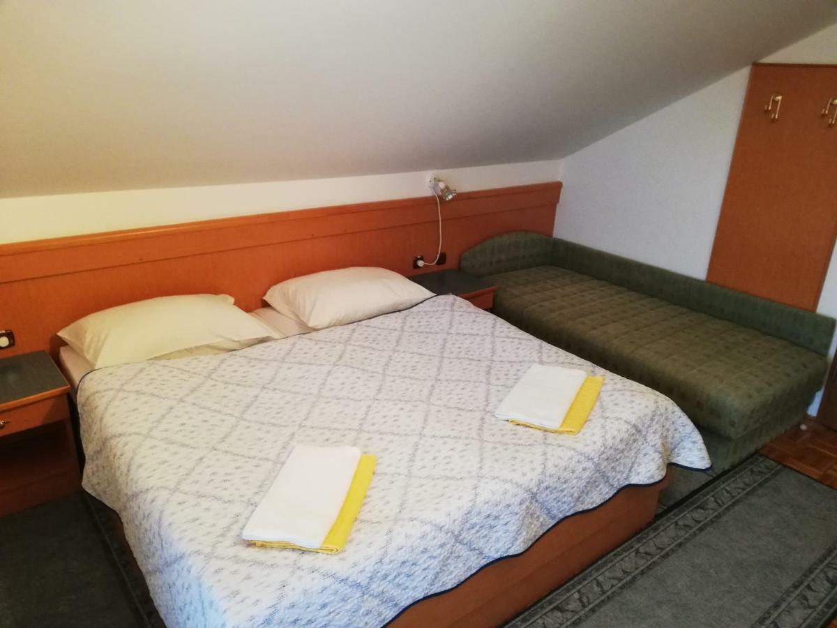 Apartmaji Tisa 摩拉瓦托普利采 外观 照片
